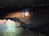 На Донетчине спасатели вытащили автомобиль из грязи