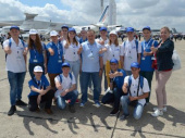 Борис Колесников со школьниками Донбасса посетил крупнейший авиасалон во Франции