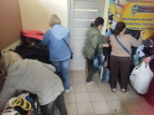 Мешканці Дружківки можуть отримати одяг у гуманітарному штабі “ДНЛ+”