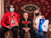Фонд Бориса Колесникова и ХК «Донбасс» поздравили ветеранов Дружковки с Днем Победы