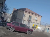 Дрон вдарив біля людей: у Дружківці патрульні врятували матір із сином