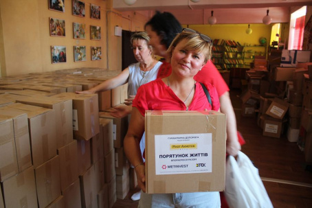 Гуманітарна допомога у Дружківці: видано 21452 набори за червень та серпень