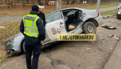 Пассажиры вылетели в окна: под Харьковом такси попало в ДТП