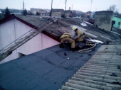 В Дружковке горела крыша многоэтажки