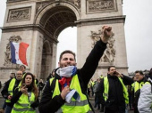 Во Франции хотят запретить любое закрывание лица во время протестов