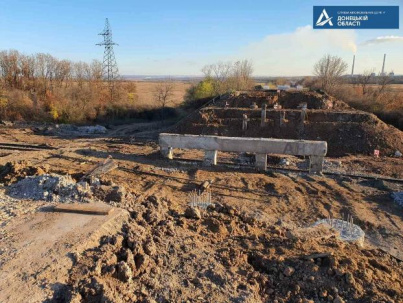 В районе Славянска идет капитальный ремонт моста