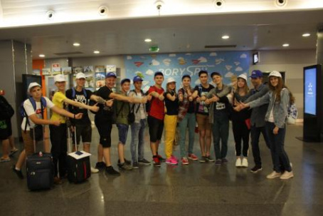 Победители областных школьных олимпиад Донбасса отправились в Диснейленд