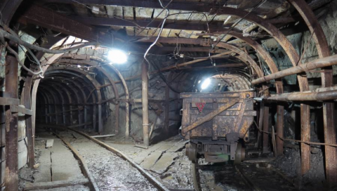На шахте в Украине травмировались девять горняков