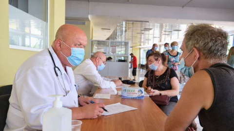 Руководство ДонОГА посетило центры вакцинации на Донетчине