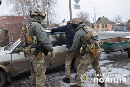 У Дружківці поліцейські викрили торговця боєприпасами У Дружківці поліцейські викрили торговця боєприпасами