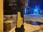 Власти Дружковки не намерены принимать площадь Соборную с пластиковыми столбами